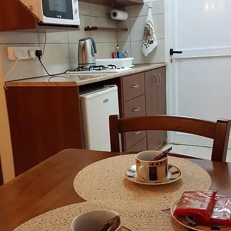 Estia Vasilis Manoli *