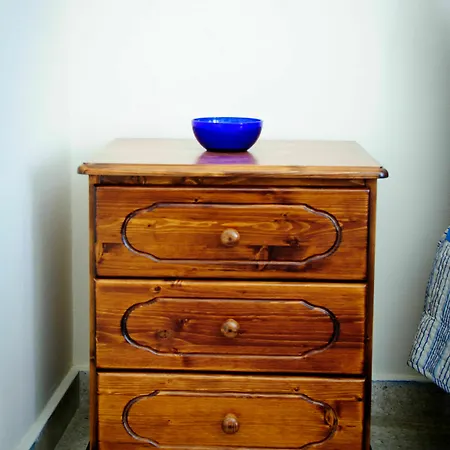 Estia Vasilis Manoli Daire Aya Napa