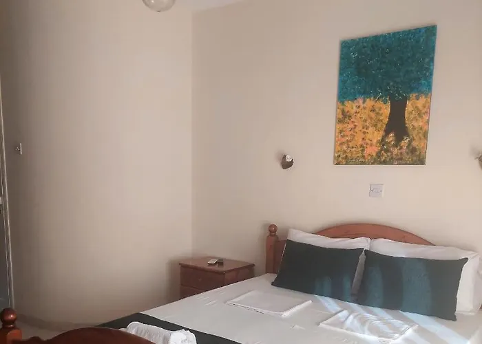 Estia Vasilis Manoli *