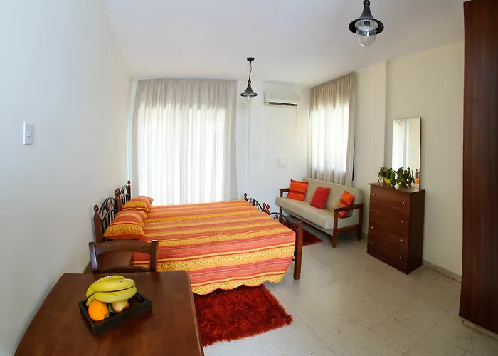 Estia Vasilis Manoli