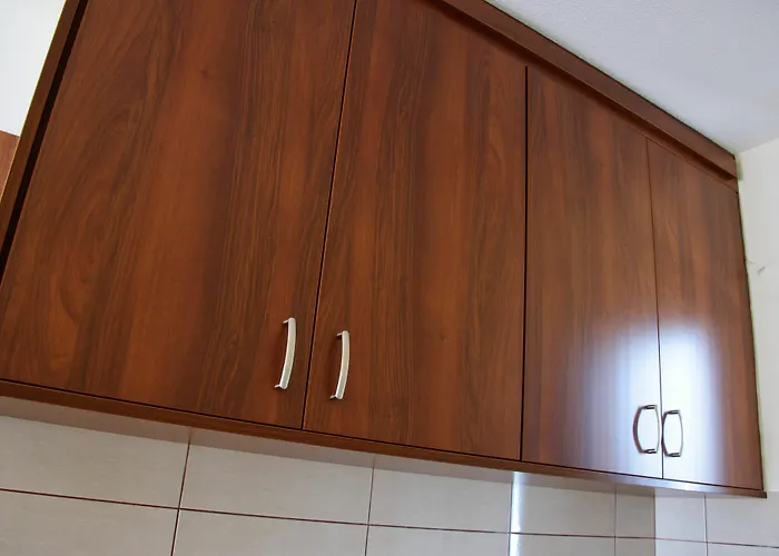 Estia Vasilis Manoli *